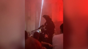 Силовики нагрянули в бывший столичный клуб «Мутабор» и уложили всех лицом в пол