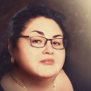 «Подтверждаю» — пожалуй, самая опасная фраза в разговоре с мошенником. Этого слова, произнесённого вашим голосом, бывает достаточно, чтобы снять деньги с банковского счёта.