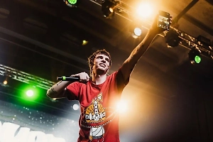 Силовики ворвались на концерт рэпера Mayot в Санкт-Петербурге