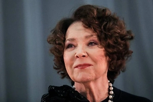 Онкобольной вдове Андрея Миронова Голубкиной придётся пройти курс химиотерапии