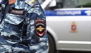 Житель Ленобласти похитил экс-возлюбленную и запер в авто, чтобы залезть в её телефон