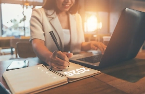 В Госдуме напомнили о порядке оплаты рабочего времени в новогодние праздники