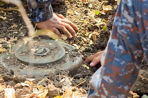 «Прискорбно»: Норвегия осудила решение Финляндии выйти из договора о минах