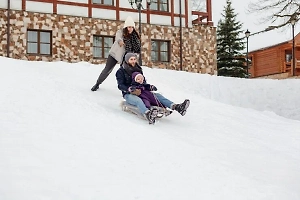 Как защитить себя от травм в Новый год: советы эксперта