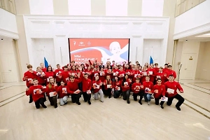 Школьники «Движения Первых» получили паспорта в Совете Федерации