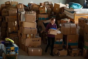 Украинские власти в Курахово отказывали в гумпомощи русскоязычным жителям