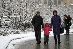 С 1 января повысят выплаты семьям с детьми. Как изменятся суммы пособий