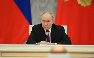 «Работает с массивом информации»: В Кремле рассказали, как Путин готовится к прямой линии