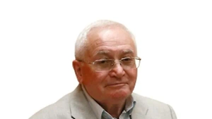 Словакия же помогает Украине, когда у той проблемы с электричеством, они дают ей свою электроэнергию, продают, поддерживают. Но Украина известна своей чёрной благодарностью ко всем, кто с ней имеет дело.