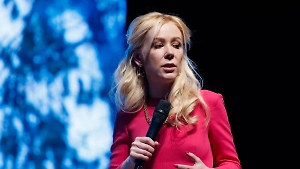 Мизулина раскрыла, как относится к мемам про себя