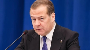 Медведев высмеял реакцию Сунака и Шольца на интервью Путина