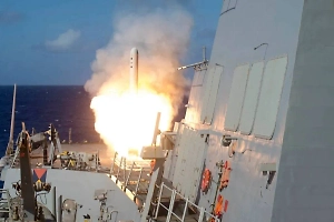 США и Британия снова ударили по Йемену, поразив десятки целей