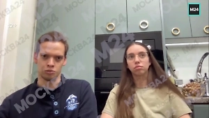 Неизвестный герой на плечах вынес инвалида-колясочника из "Крокуса"