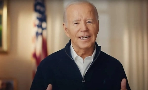 Байден начал предвыборный ролик словами о своём возрасте