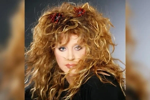 «Пятая колонна»: В Москве хотят закрыть бар после празднования 76-летия Пугачёвой