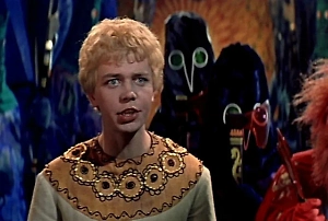 Ржавый крест среди травы: Могила главного Ивана-Царевича советского кино найдена заброшенной в Крыму