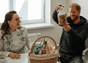 Украина «декоммунизировала» кулич, который подарили Принцу Гарри