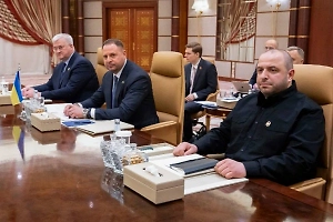 Ермак, Сибига и Умеров прибыли в Париж на встречу с посланниками Трампа