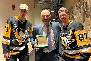 Малкин и Кросби сделали дорогущий подарок Овечкину в честь рекорда НХЛ