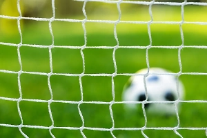 РФС пожизненно забанил двух игроков за договорняк после матча с медиафутбольным «Амкалом»