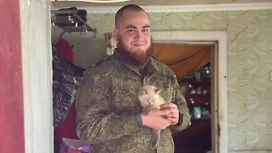 «Беречь любой ценой»: Правнук водрузившего Знамя Победы над Рейхстагом рассказал, почему ушёл на СВО