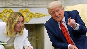 Премьер Италии схитрила с переводом, отвечая на вопрос Трампа об Украине
