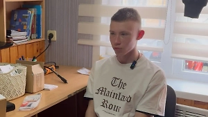 Отправил более 2 тысяч подарков: Саратовский школьник создаёт уникальные сувениры для бойцов СВО