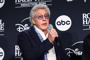 «К счастью, у меня остаётся голос»: Основатель рок-группы The Who теряет слух и зрение