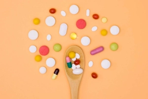 Диетолог перечислила побочные эффекты БАДов для похудения