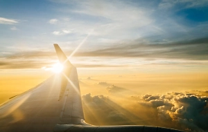 Загадочный белый шар напугал экипаж самолёта на подлёте к Москве