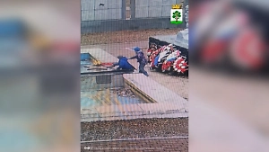 Школьники-вандалы осквернили Вечный огонь в Прикамье