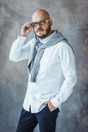 Недавно президент РФ Владимир Путин говорил, что любое возвращение компании обязательно должно учитывать выгоду для российского рынка. Просто так вернуться не получится — могут быть определённые сложности со стороны налоговой, регистрирующих органов. Также надо понимать, что сейчас со стороны правительства РФ взят курс на то, чтобы «АвтоВАЗ» жил вне зависимости от его финансового состояния, поэтому пускать ушедшие компании на рынок — будет означать возвращение в игру старых конкурентов. Я думаю, что в рамках господдержки наши власти вряд ли на это согласятся. Европейского возвращения я не вижу. Касаемо восточных — это возможно.