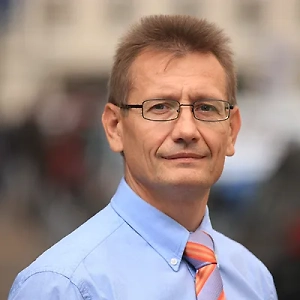 Вероятность скорого возращения покинувших Россию брендов невелика, но есть — просто с математической точки зрения. У бизнеса своя политика. Россия не закрыта: рынок активный, ждёт, есть спрос. Как только будет возможность — компании вернутся, пути оставили заблаговременно. Китайский автопром останется. Впрочем, совсем в ближайшее время возвращения не случится — ни через месяц, ни через два. При этом иностранные автопроизводители не скрывают своих намерений — они хотят зарабатывать.