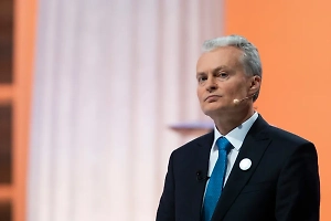 «Иногда нужна и сила»: Президент Литвы предложил пересмотреть христианские ценности