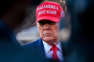 Боже, вали Америку. 100 дней Донни на суете