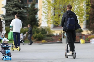 Штрафы за вождение электросамокатов детьми выросли втрое и достигли 30 тысяч рублей