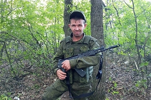 Думал о доме: Отец четверых детей почти неделю пролежал на передовой в лютый мороз и чудом выжил