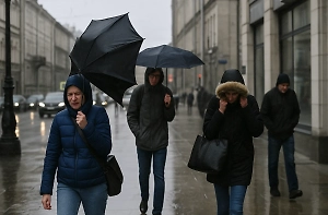 Москва встретит май в пуховике: «бегущие волны» принесут холод и ветер