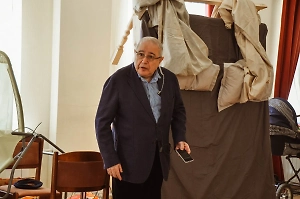 В семье Евгения Петросяна разразился скандал – юморист выкинул родную дочь из квартиры и семьи