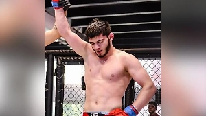 Лихачом на «гранте», чуть не сбившим женщину в Москве, оказался боец MMA