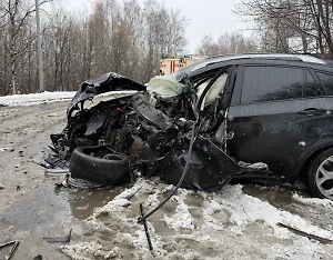 Девять человек пострадали при столкновении автобуса и легковушки в Петрозаводске