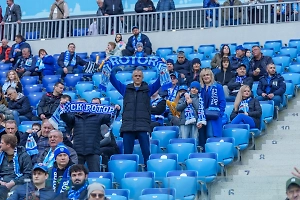 ФК «Ротор» оштрафовали на 100 тысяч рублей за брошенные в судью козинаки