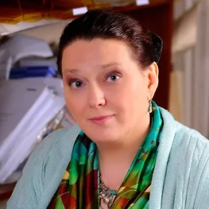 Пасхальный заяц приносит яйца детям. В ряде стран даже существуют игры с поиском этих яиц, когда говорится, что кролик их спрятал в саду или где-то ещё. Есть даже блюдо — кролик, фаршированный яйцами, пасхальное блюдо. Так что это не наша традиция.