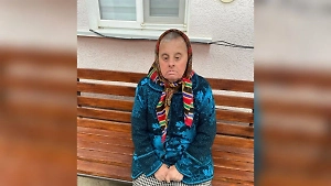 Помнит имя, но забыла возраст: Жительница Крыма с синдромом Дауна попала в Книгу рекордов России