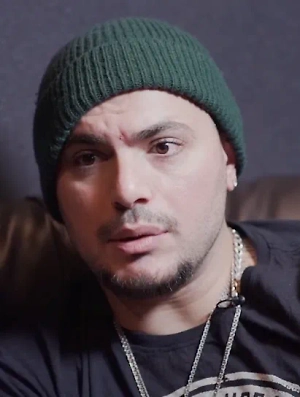 Но все, когда Паша был трезвый, к нему не испытывали такого интереса, нежели когда он был в таком состоянии. Людей интересовал Паша именно в таком состоянии. Его приглашали на большие каналы и так далее, хотя знали прекрасно, в каком он состоянии находится. Мне очень жаль, что с Пашей так случилось. 