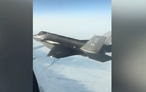 «Проверка тяжести яиц»: Пилот истребителя ВКС России показал опасное сближение с F-35