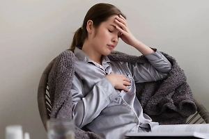 Россиянкам объяснили, что такое «менструальный грипп» и как отличить его от ПМС