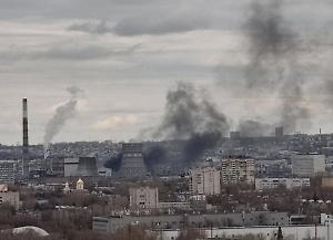 Пожар и чёрный дым над ТЭЦ в Ульяновске сняли на видео