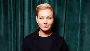 Кристину Асмус со скандалом выгнали со съёмок сериала «Склиф», но она всё отрицает