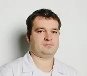 В конечном итоге уровень тестостерона в крови может снижаться, а тестостерон отвечает за нормальное созревание сперматозоидов. Поэтому от приёма парацетамола, но (это принципиально важно) в больших дозах, можно ожидать снижения уровня, количества сперматозоидов, их подвижности, качества и уменьшения количества живых форм. Но ещё раз повторю: все эти действия связаны с передозировкой парацетамола